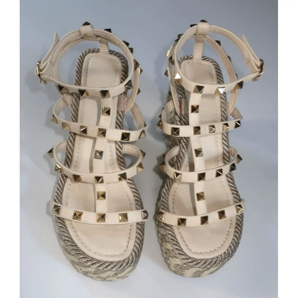 Valentino Garavani Rockstud Torchon 95 Espadrille Wedge Sandals Ivory 36 US 6